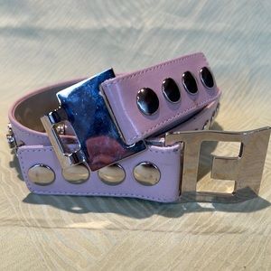 Suzuki Roher pink leather belt with silver grommets and buckle